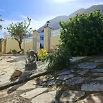 With Private Pool In El Montgo, 度假居 *