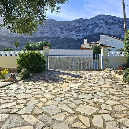 Сasa de vacaciones With Private Pool In El Montgó,