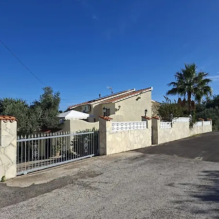 Сasa de vacaciones With Private Pool In El Montgó, Dénia